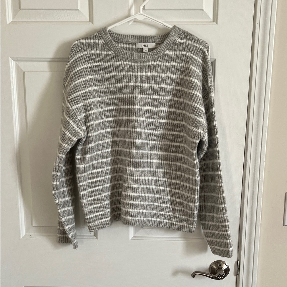 Women's Gray Striped Crew Neck Sweater